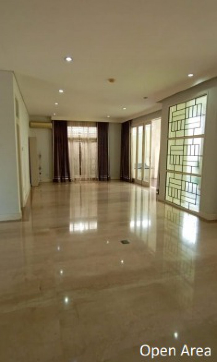 Rumah disewakan di Kemang Jakarta Selatan